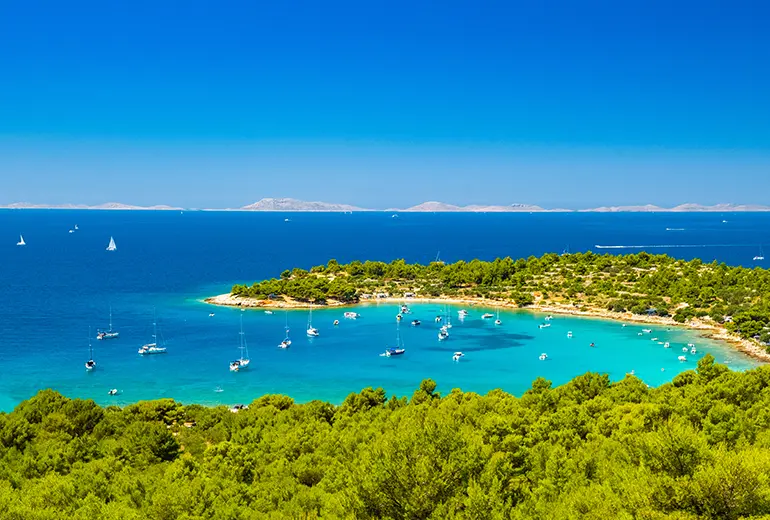 Top 5 Places To Rent A Catamaran In Croatia 5