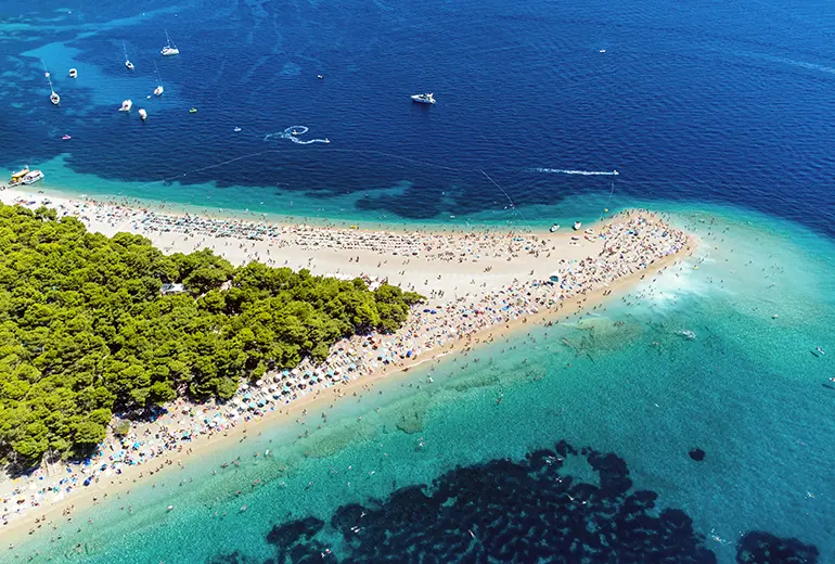 Top 5 Places To Rent A Catamaran In Croatia 7