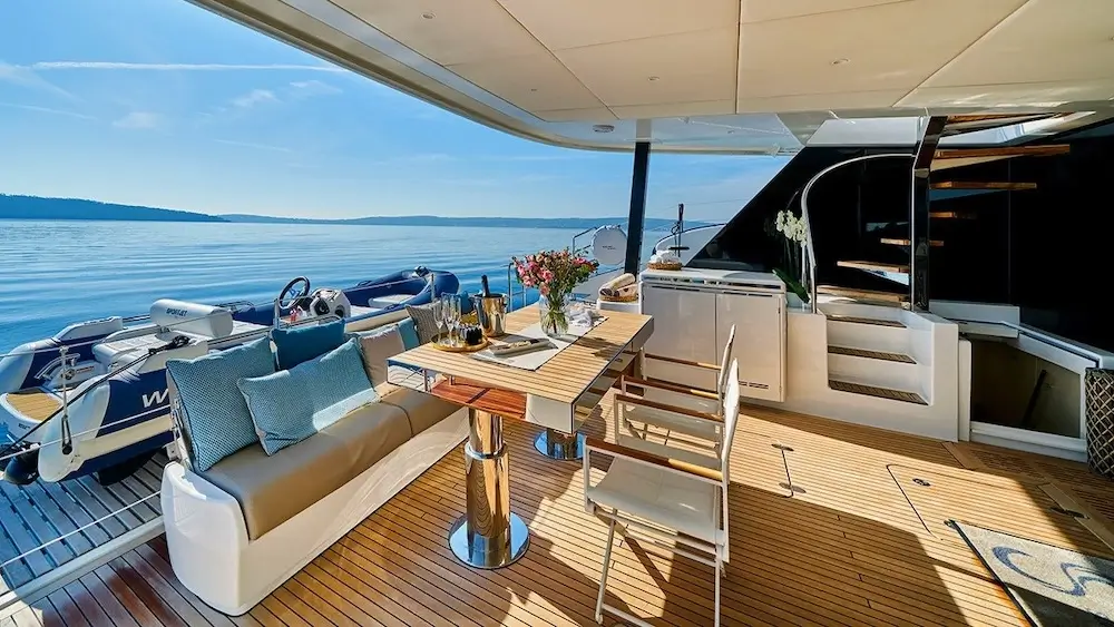 Luxury our team 7